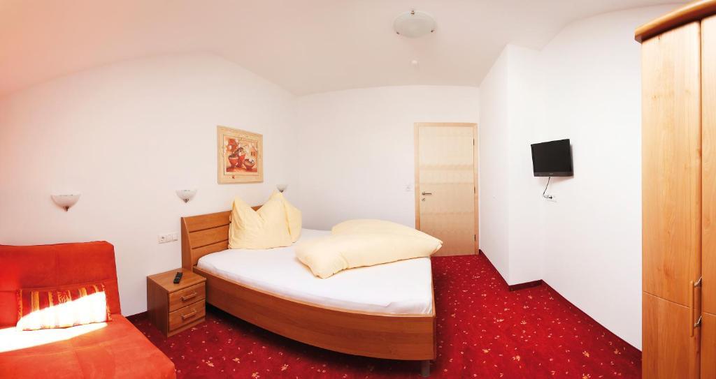 Apart Andrea Uderns Kamer foto