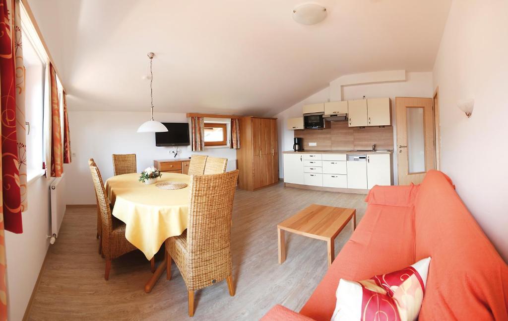 Apart Andrea Uderns Kamer foto